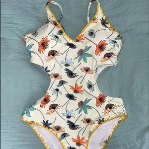 Cupshe one piece swimsuit